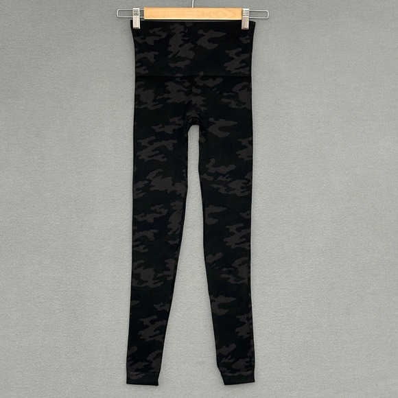 SPANX Womens Tights S Camo Camouflage Tummy Control Workout Leggings Slim Yoga‎ - Picture 1 of 10